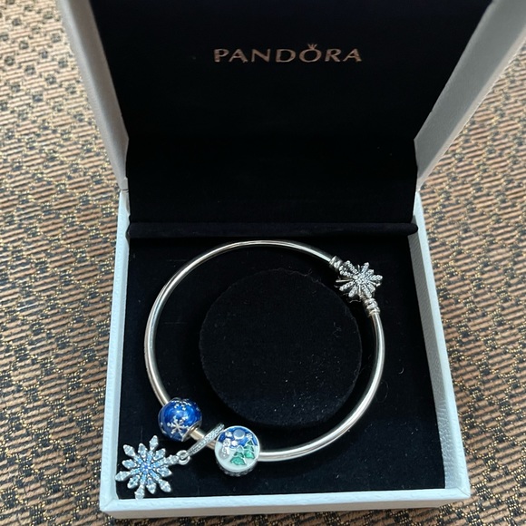 NWOT Pandora Fireworks Bangle Bracelet w/ 3 Christmas Charms EUC - Picture 3 of 17
